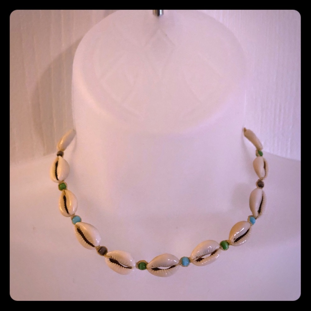 Shell necklace